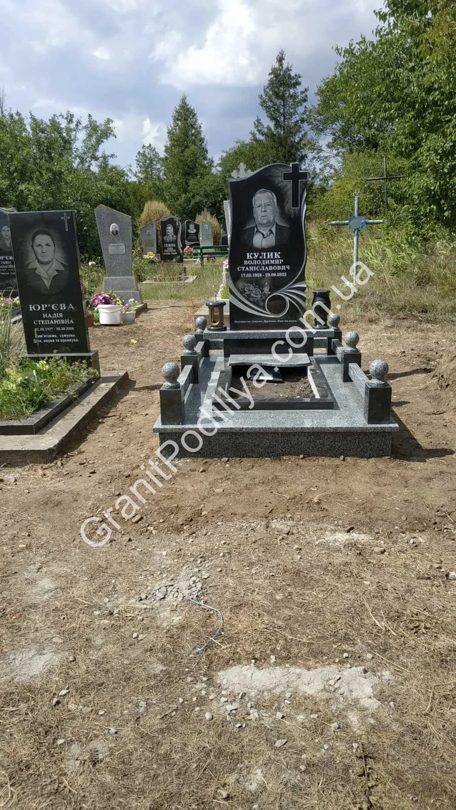 Подвійний пам'ятник з граніту - Кам'янець-Подільський | GranitPodillya